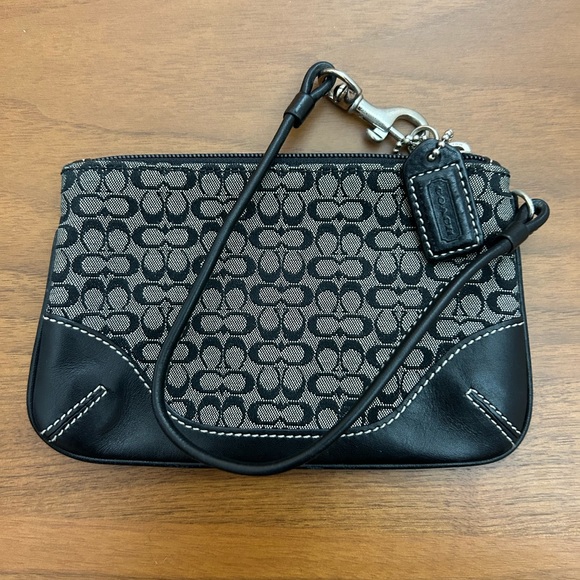 COACH Wristlet - Gently Used - Picture 4 of 7